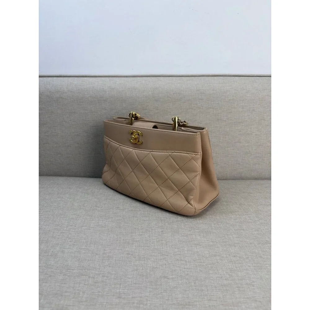 CHANEL Pink Aged Calfskin Reissue 224 Mini GHW
